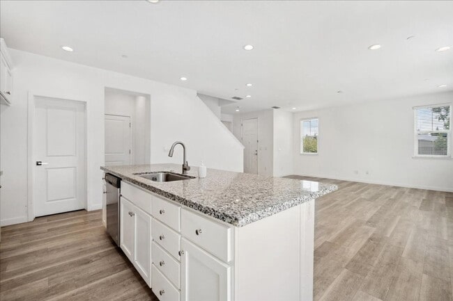 Building Photo - 4073 Gloster Way