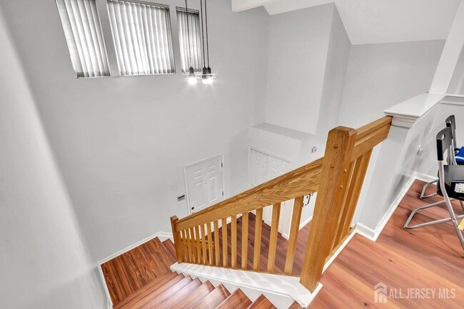 Building Photo - 10 Sawgrass Ct