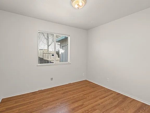 Building Photo - 1411 Raeburn Way