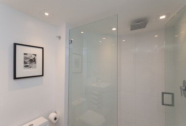 Building Photo - 6301 Collins Ave