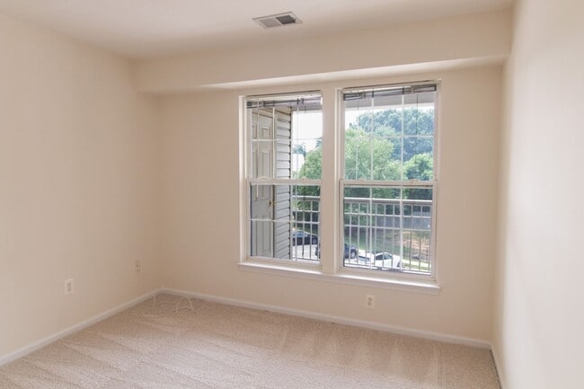 Building Photo - 7505 Calderon Ct
