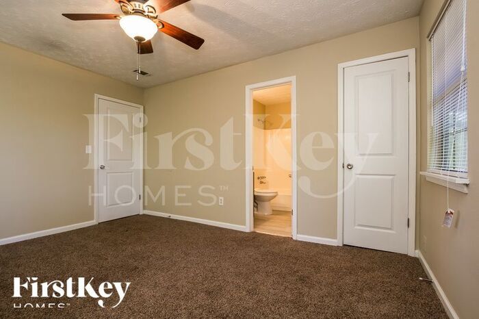 Building Photo - 1650 Freedom Valley