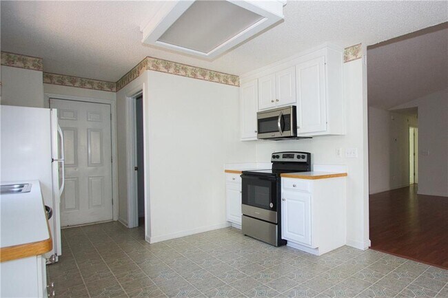 Building Photo - 2804 James Henry Dr