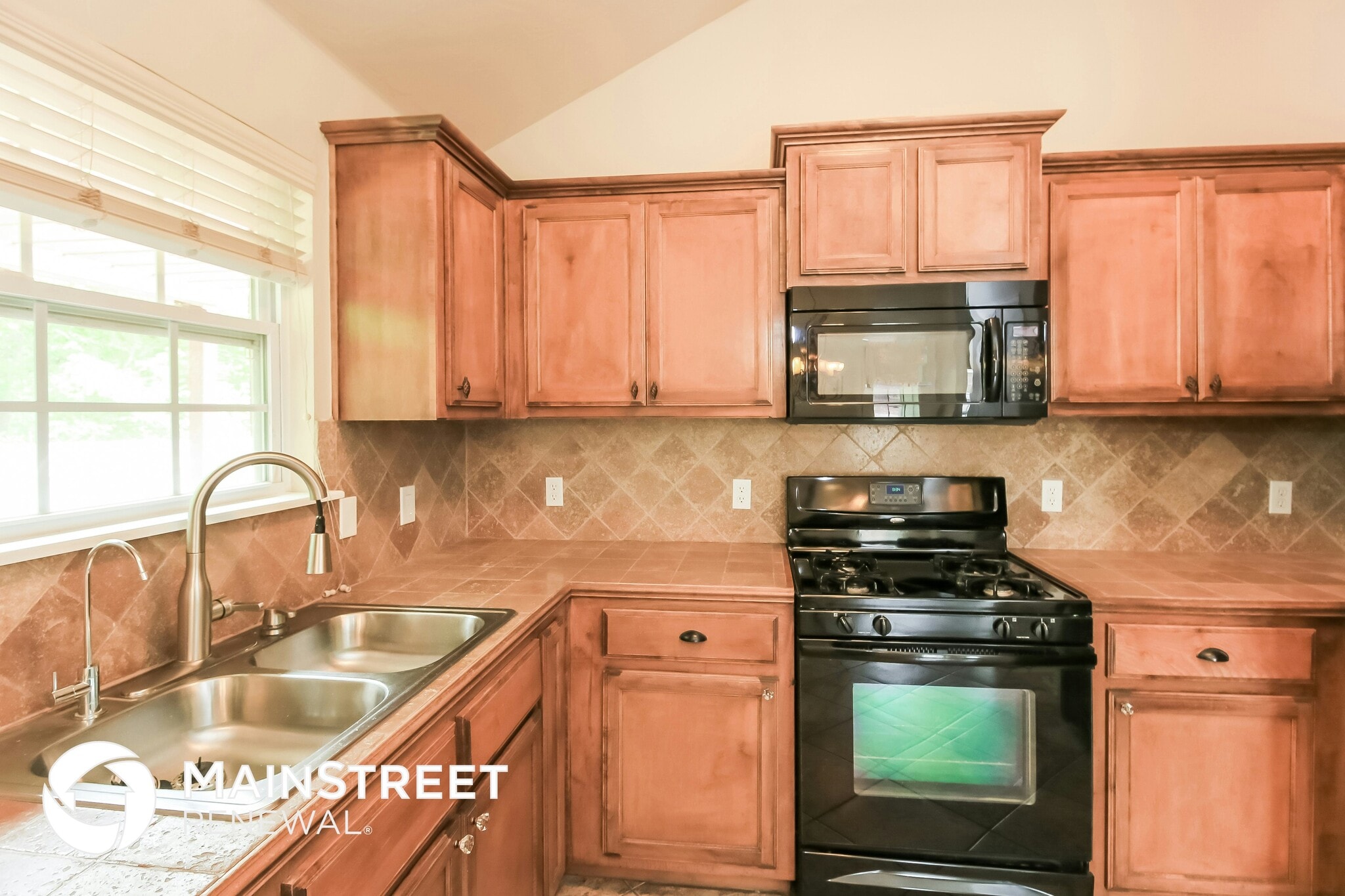 Building Photo - 5541 Crooked Creek Rd