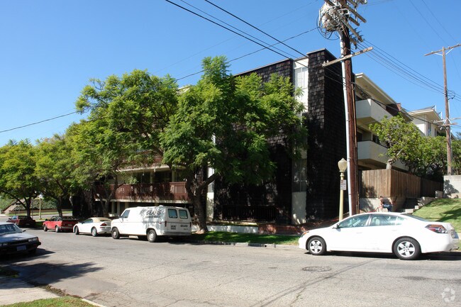 Building Photo - The Fairburn