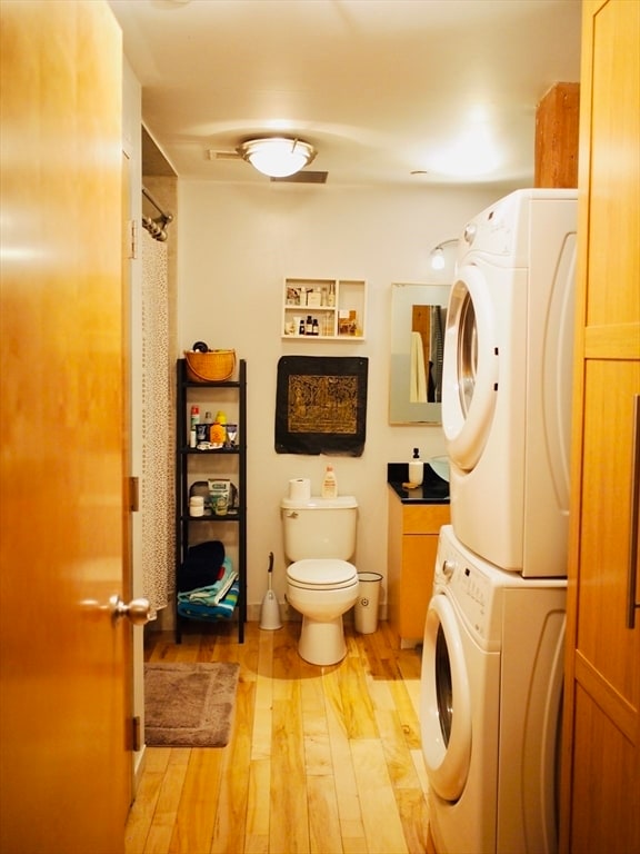 Building Photo - 11-21 Wormwood St