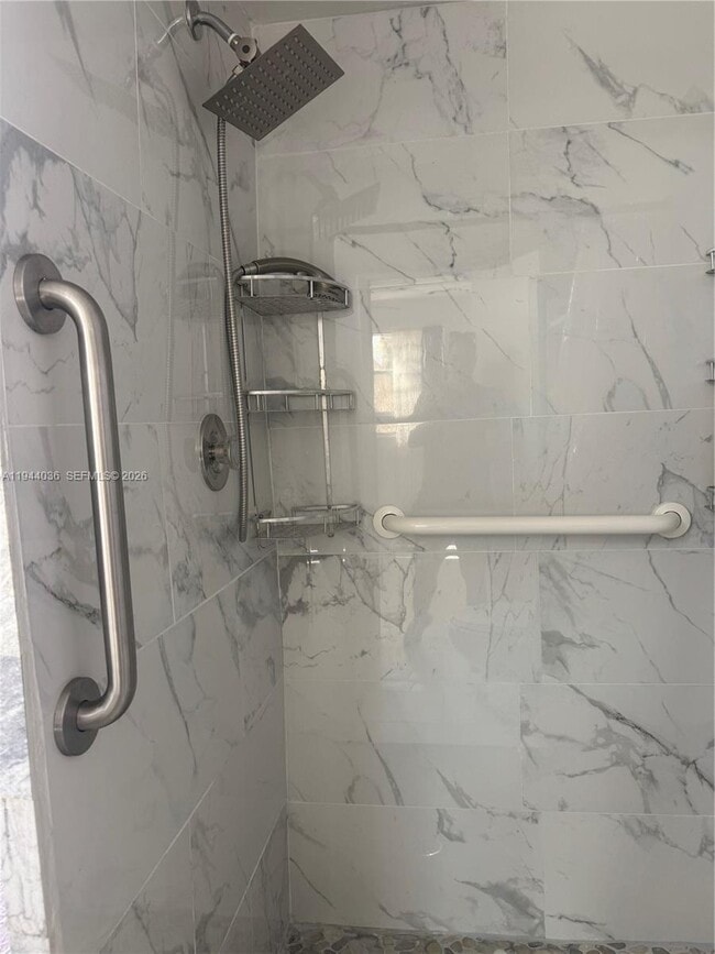 Building Photo - 8590 Sunrise Lakes Blvd