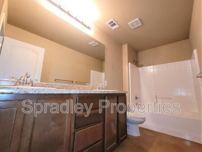 Building Photo - 4825 Deep Drive