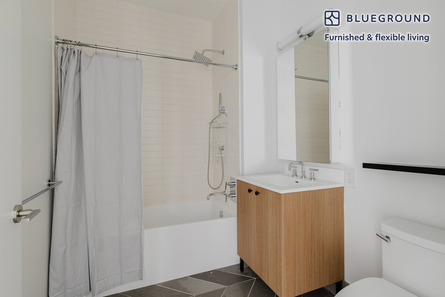 Building Photo - 135 York St