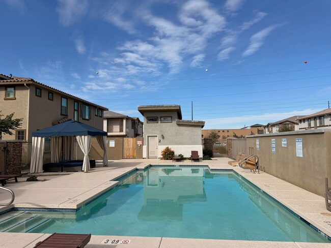 Building Photo - 4100 S Pinelake Way