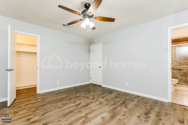 Building Photo - Amazing 3 Bed, 2 Bath Home in Sherwood - Ready for Move-In!