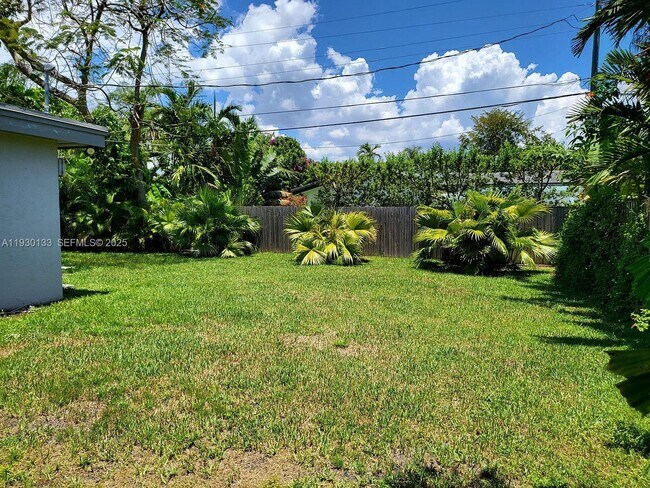 Building Photo - 8575 SW 125th St