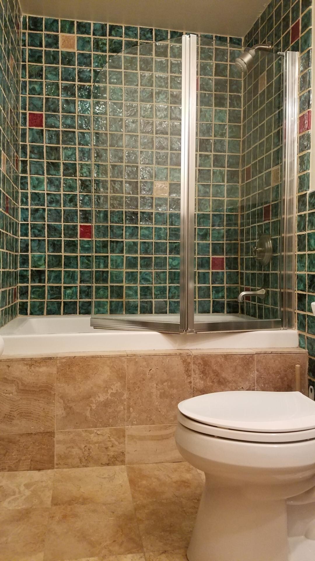 Building Photo - 420 W Aldine Ave