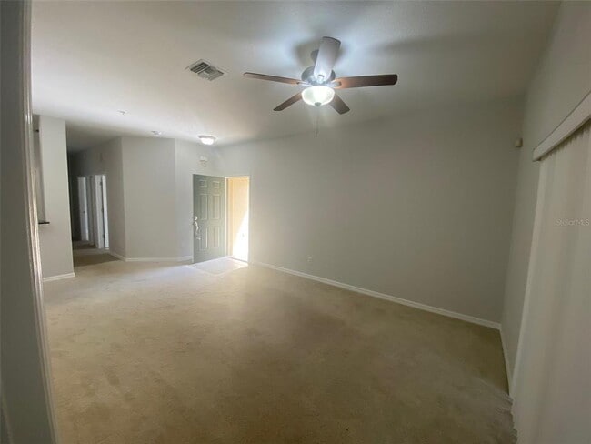 Building Photo - 6061 Kirkland Way