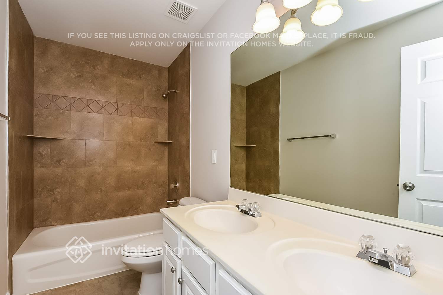Building Photo - 3650 Elmendorf Cove NW