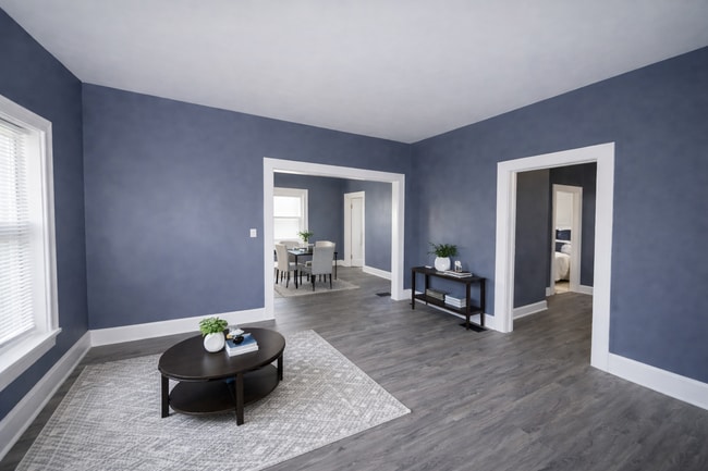 Building Photo - 444 N Chester Ave