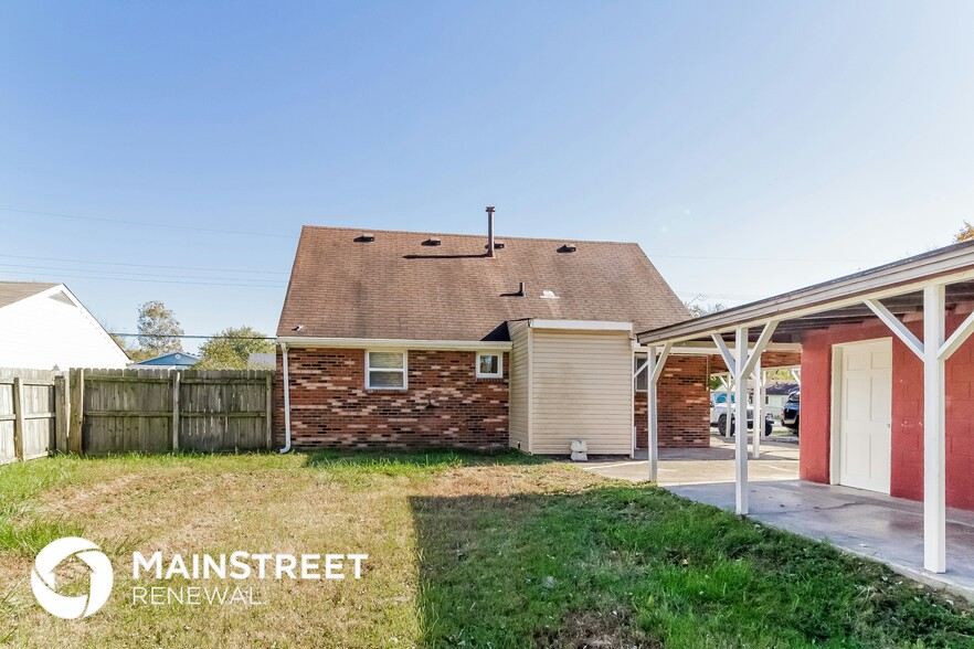 Building Photo - 13404 Hinchbrook Blvd