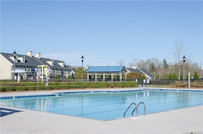 Building Photo - 3BR/2BA TOWNHOUSE IN BEREWICK - AVAILABLE ...