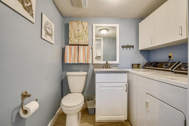 Building Photo - 23223 Front Beach Rd