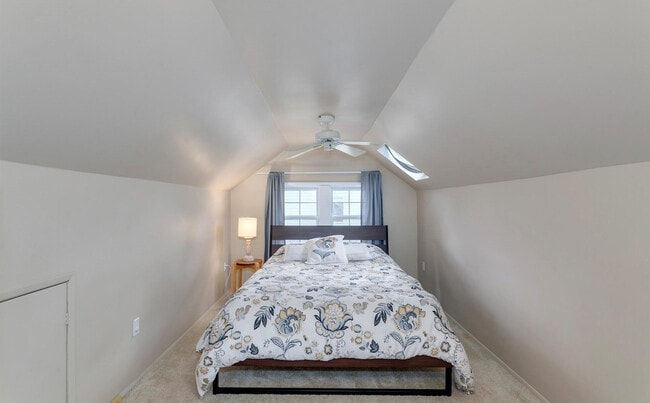 Building Photo - 3258 NE 78th Ave