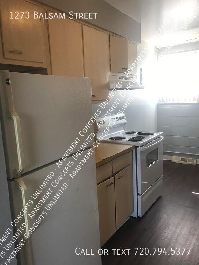 Building Photo - 1273 Balsam St