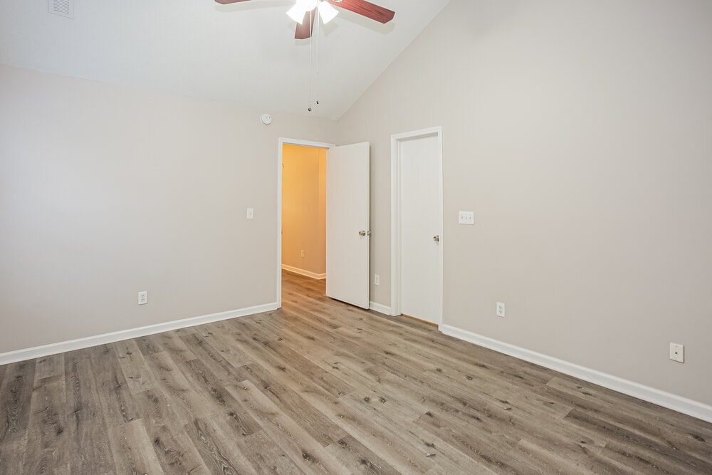 Building Photo - 8631 Bodkin Ct