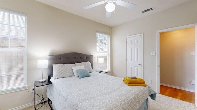 Building Photo - 4307 Spring Hill Drive