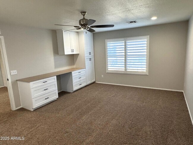 Building Photo - 3733 E Orchid Ct
