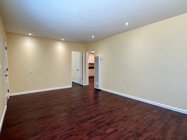 Building Photo - 3626 31st St