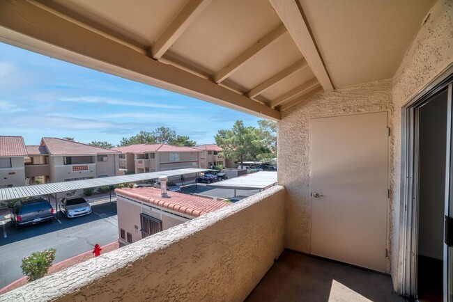 Building Photo - READY TO MOVE-IN UPPER LEVEL 2-BEDROOM CONDO!