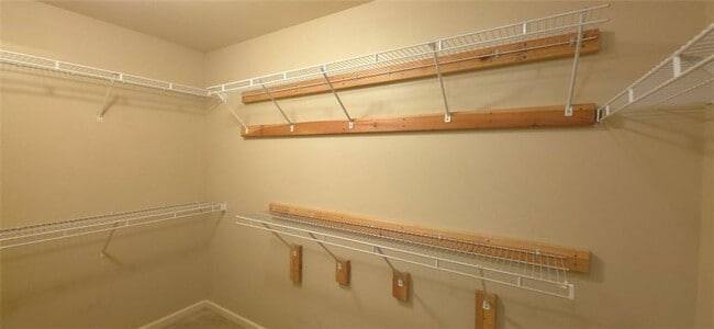 Building Photo - 237 Ascott Ln