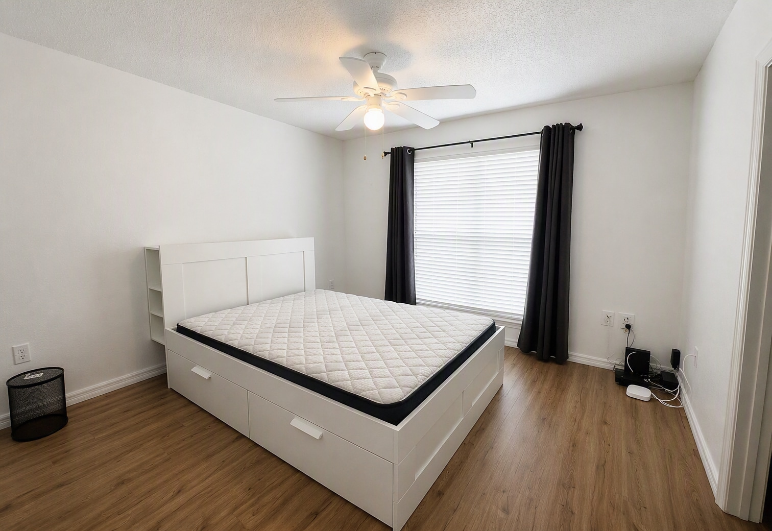 Building Photo - 9481 Highland Oak Dr