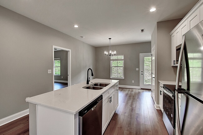 Building Photo - 2078 Haystack Cir