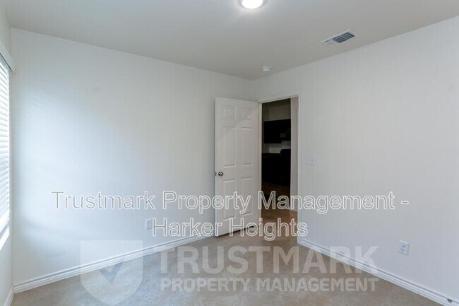 Building Photo - 2328 Duntov Dr