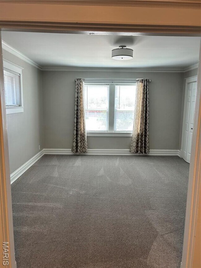 Building Photo - 6607 Clayton Rd