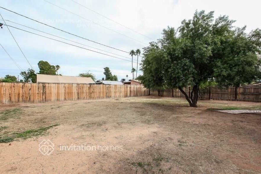 Building Photo - 607 S Pioneer