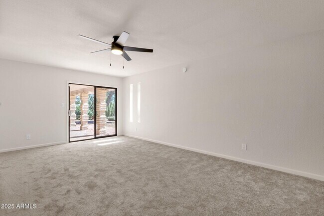 Building Photo - 12323 E Appaloosa Pl