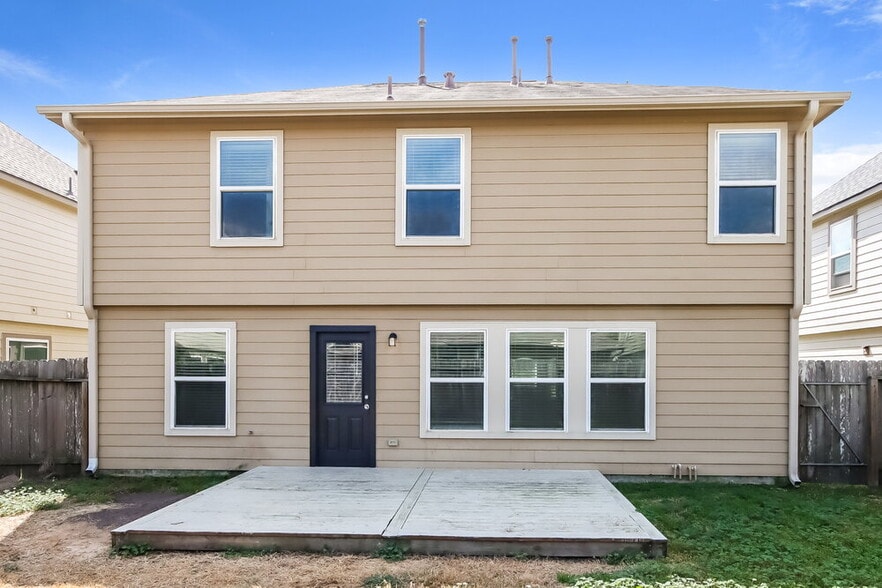 Building Photo - 9943 Chimney Swift Ln