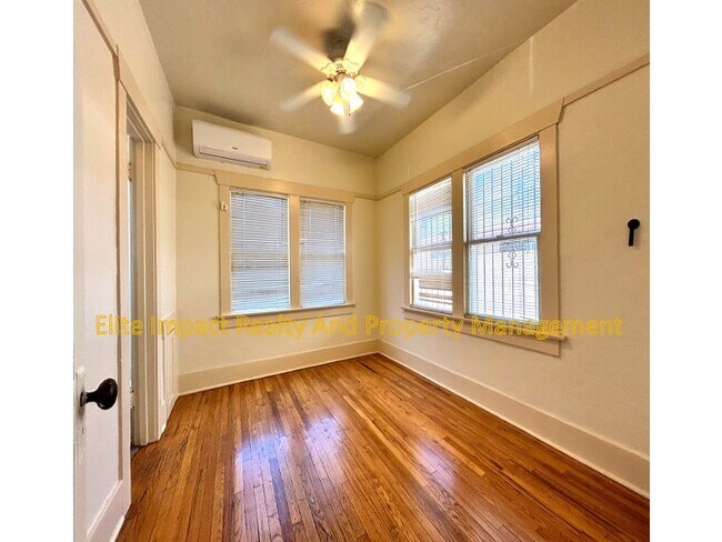 Building Photo - 1303 N Park Ave