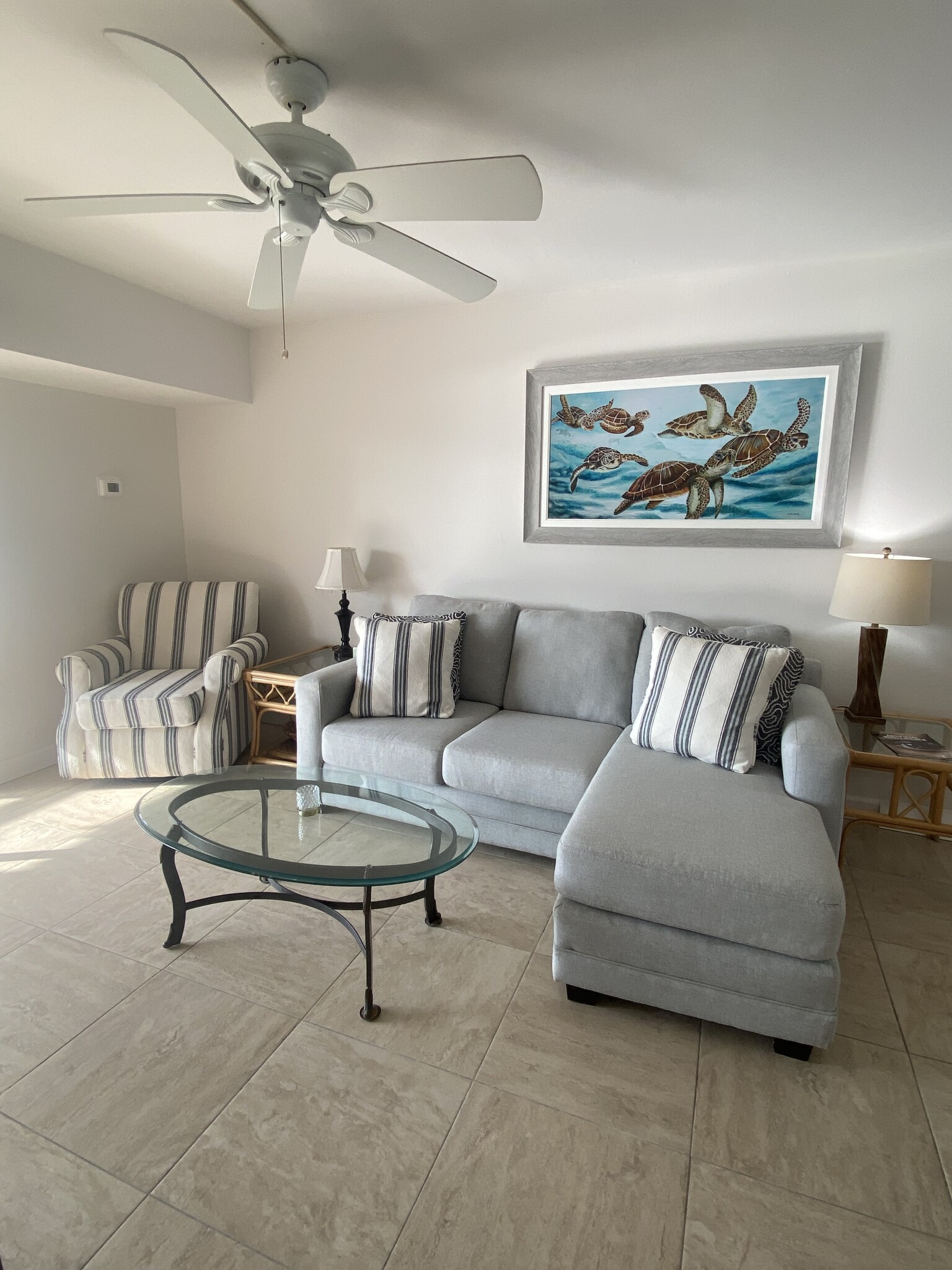 livingroom - 9200 Midnight Pass Rd