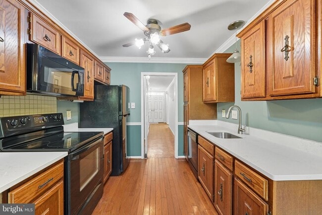 Building Photo - 7724 Bristol Square Ct