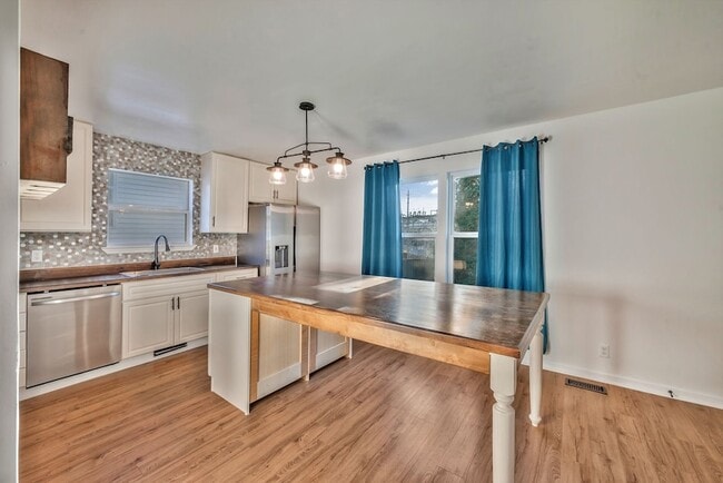 Building Photo - 905 Taylor Merritt Ct