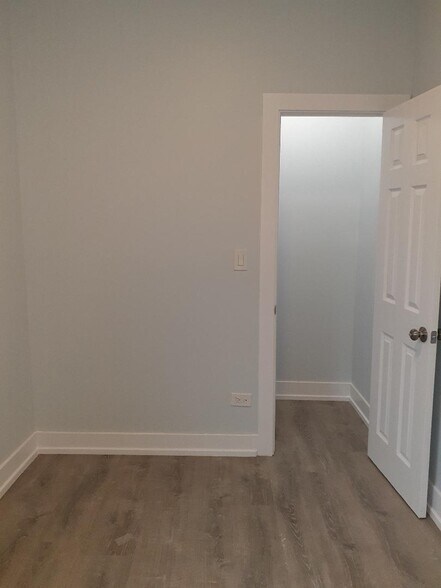 Building Photo - 1231 Clinton Ave