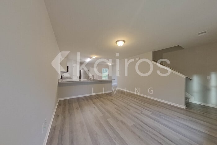 Building Photo - 236 Sunrise Cir