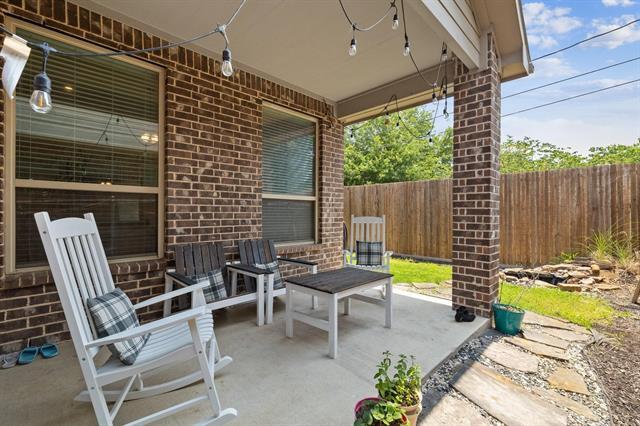 Building Photo - 7148 Chelsea Dr