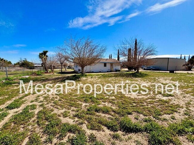 Building Photo - 9964 Arroyo Ave