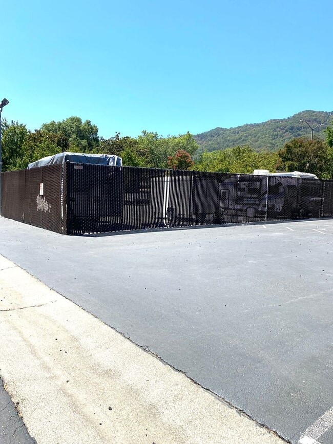 Building Photo - Pleasanton Laguna Vista 2 Bed / 1 bath, updated kitchen & bathroom, Two Year Lease required, Comm...