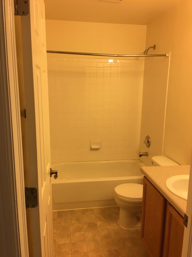 Building Photo - 1645 Cherry Hills Ln