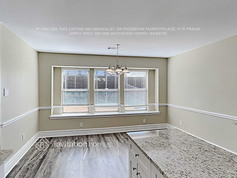 Building Photo - 401 Merced St