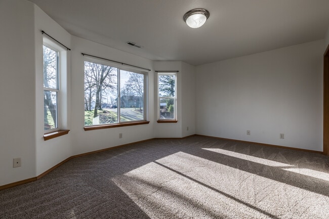 Building Photo - 260 N 16th St